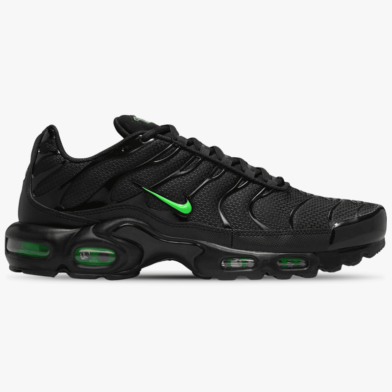 Nike Air Max Plus Black Green Strike